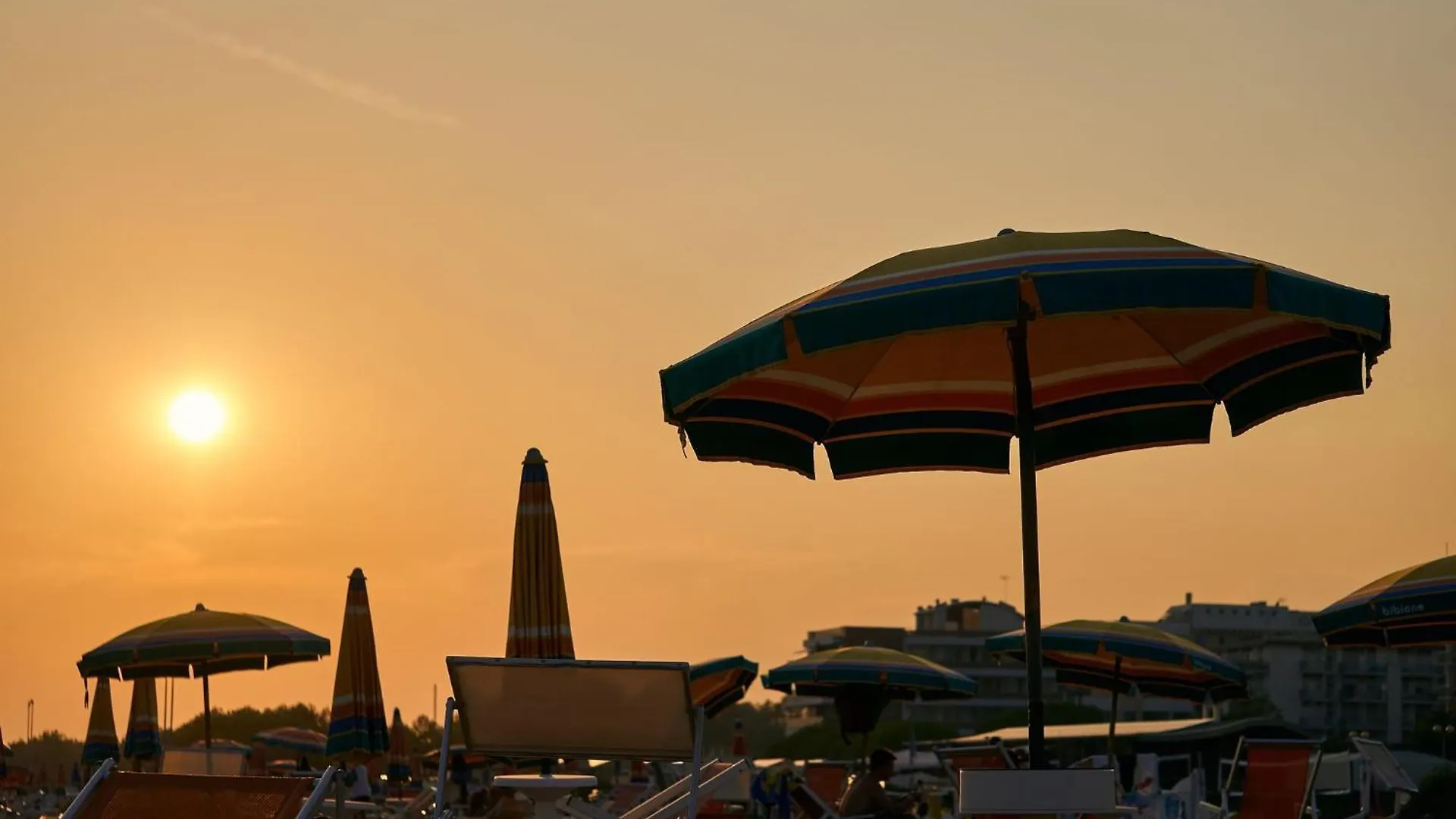 Intimate Seaside Studio Perfect For Relaxing Bibione Apartment