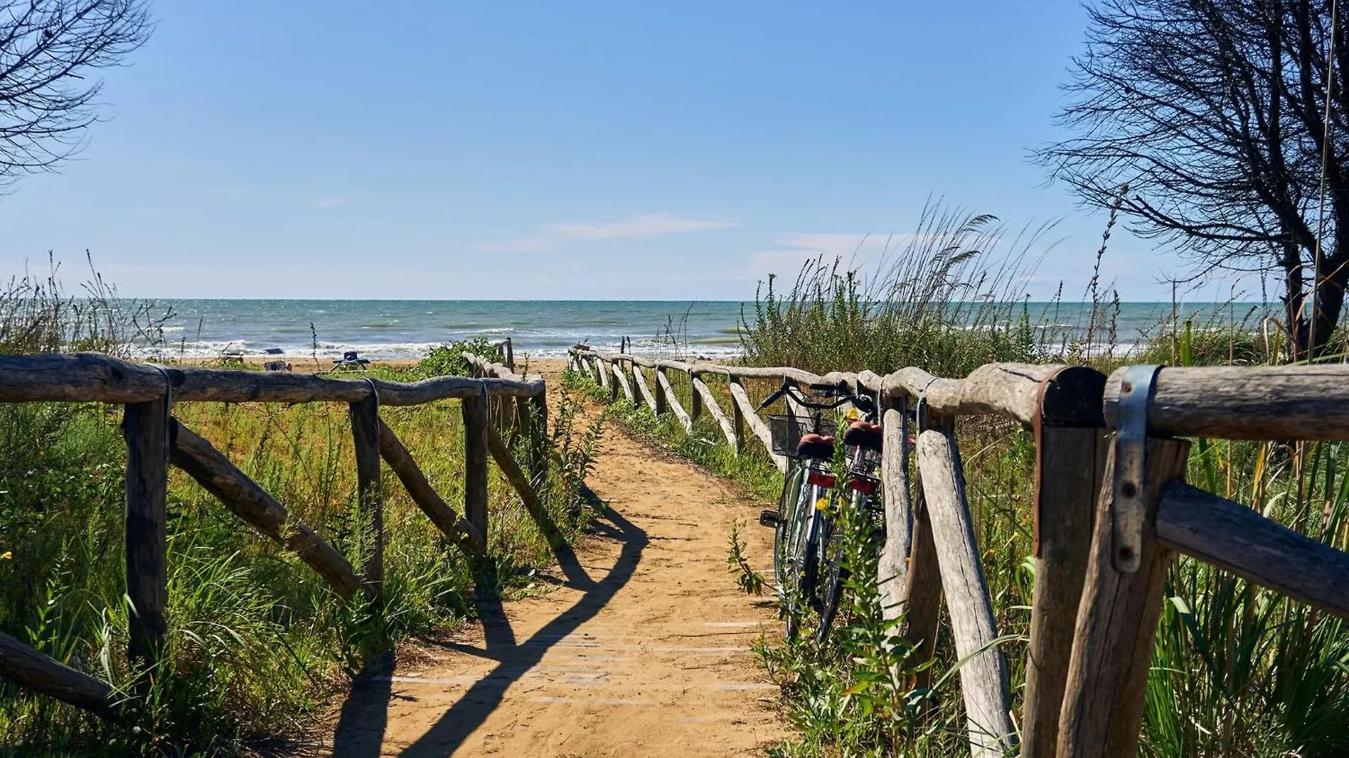 Apartment Intimate Seaside Studio Perfect For Relaxing Bibione Italy