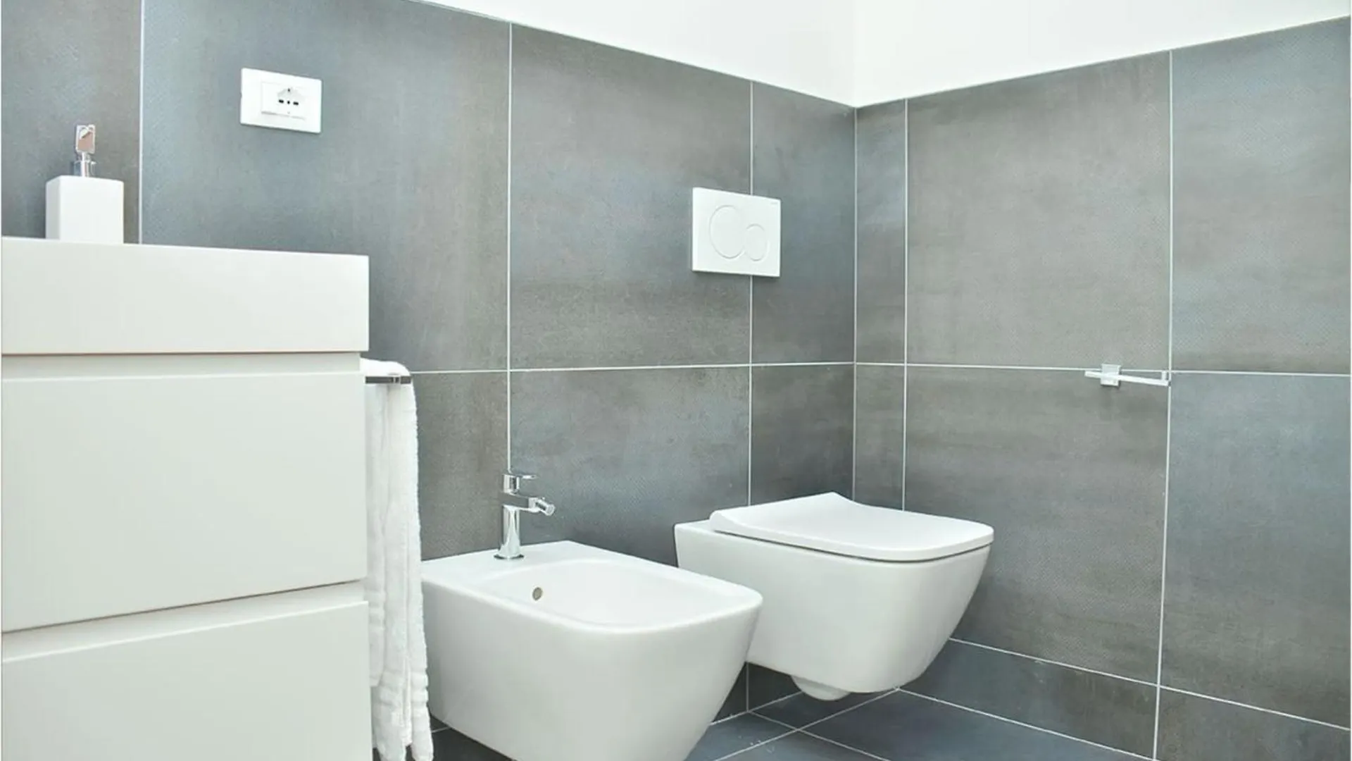 Intimate Seaside Studio Perfect For Relaxing Bibione Apartment
