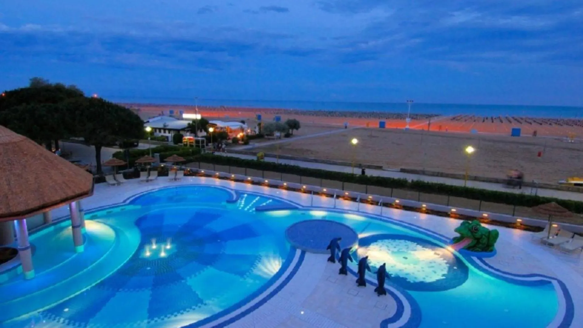 Intimate Seaside Studio Perfect For Relaxing contacts