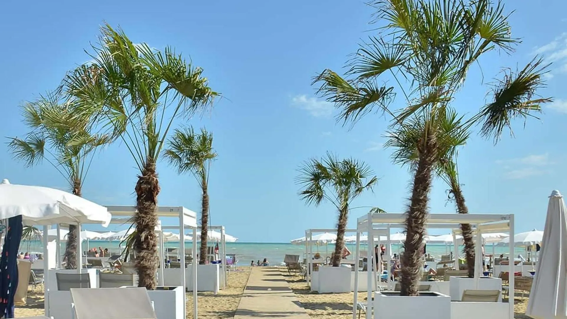 Intimate Seaside Studio Perfect For Relaxing Bibione 0*,  Italy